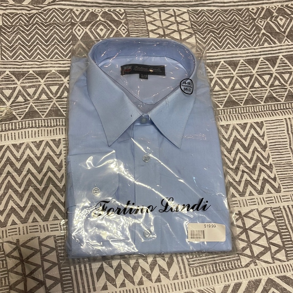 Blue button up men’s shirt, 36-37